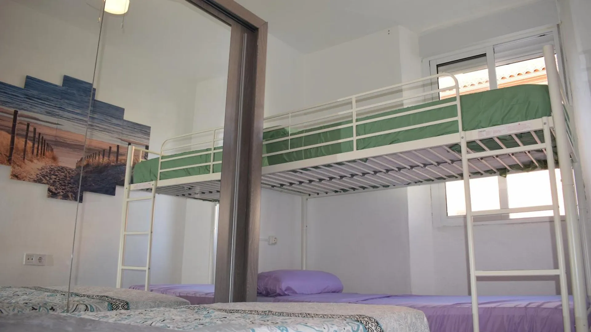 Vialia Apartments Malaga 0*,